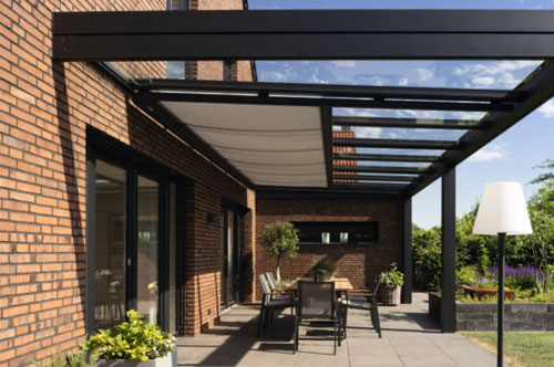 Terrassenüberdachung mit Markisen