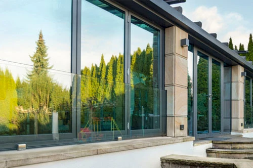 Eingangstür für einen Wintergarten