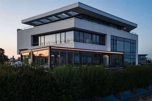 Restaurant mit Sommergarten
