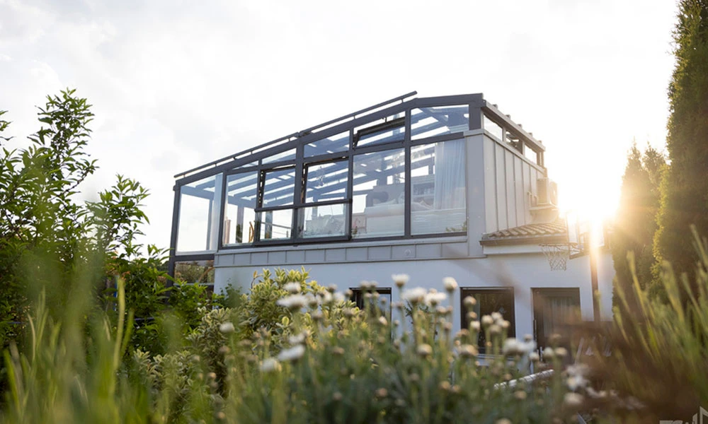 Wintergarten auf der zweiten Etage eines Hauses