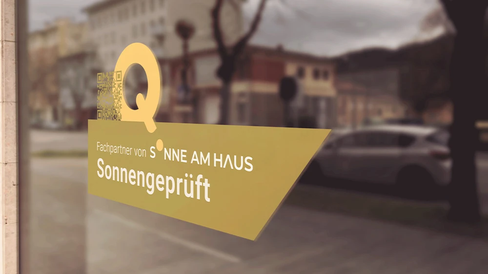 Lamellendach und Glasdach Kombination