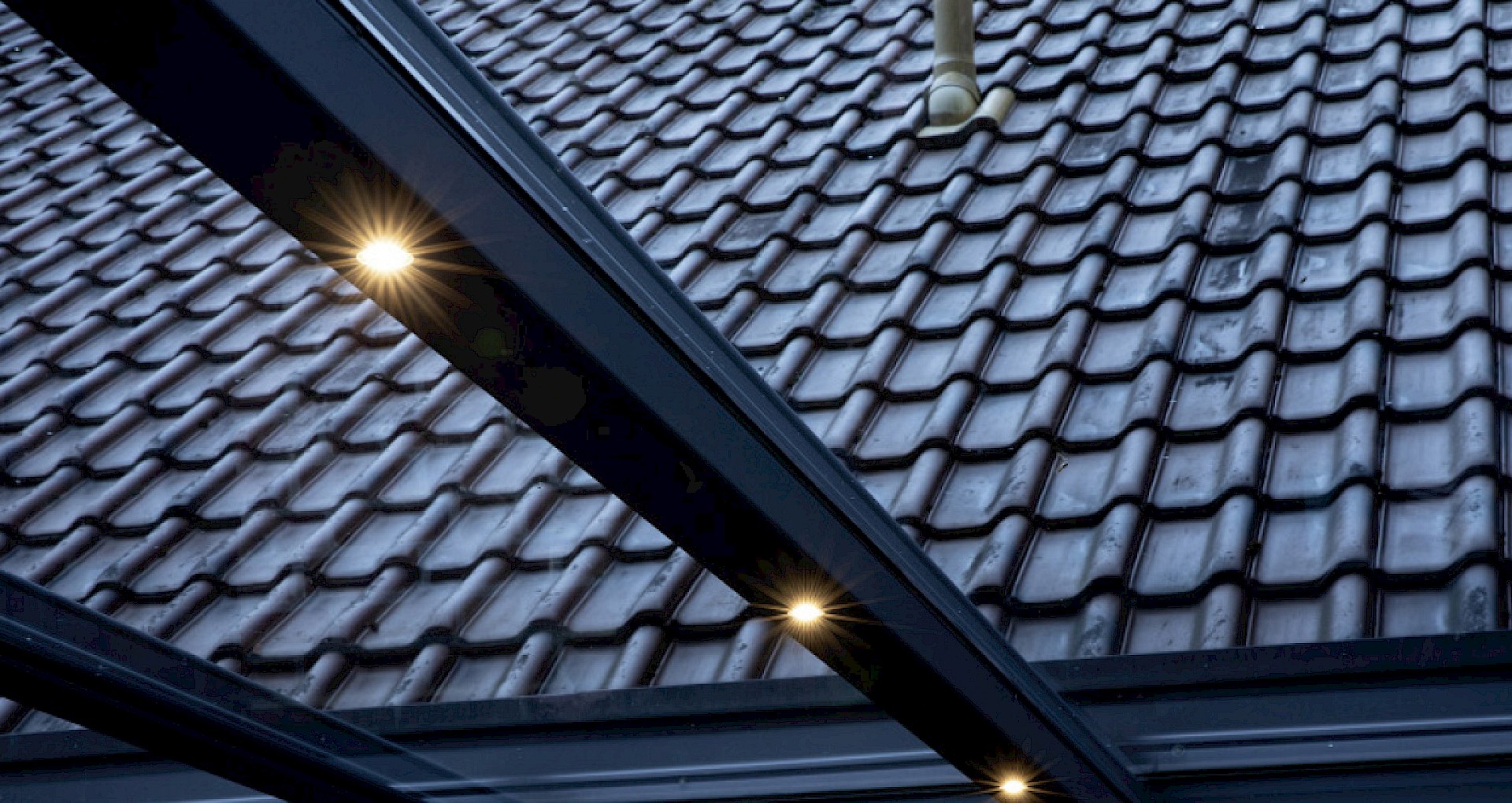 Terrassenüberdachung mit Beleuchtung